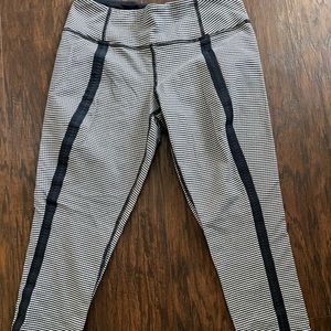 Lululemon 6